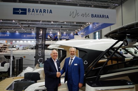 2Michael Mueller CEO BAVARIA YACHTS Vladimir Zinchenko CEO Greenline Yachts - Copy
