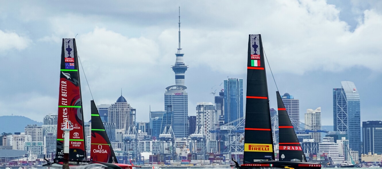 16/03/21 - Auckland (NZL)
36th America’s Cup presented by Prada
America's Cup Match - Race Day 7
Emirates Team New Zealand, Luna Rossa Prada Pirelli Team, Sky Tower